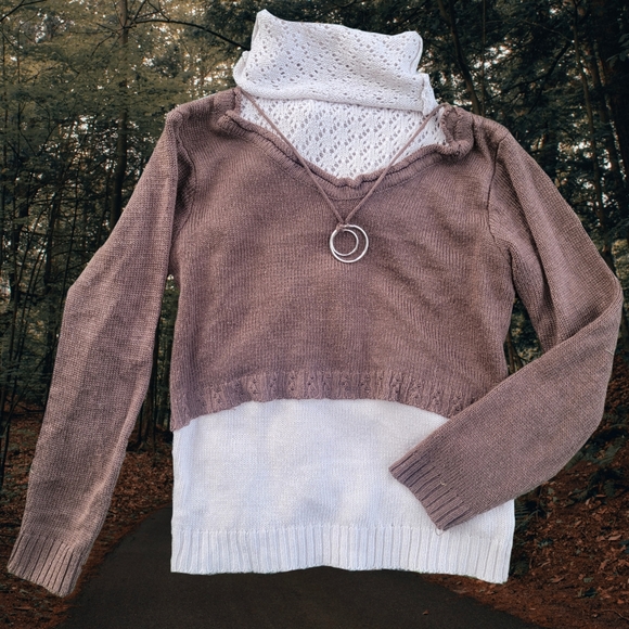Sweaters - Vintage y2k 2000s Aesthetic Trendy Turtleneck Layred Brown Cream Medium Sweater
